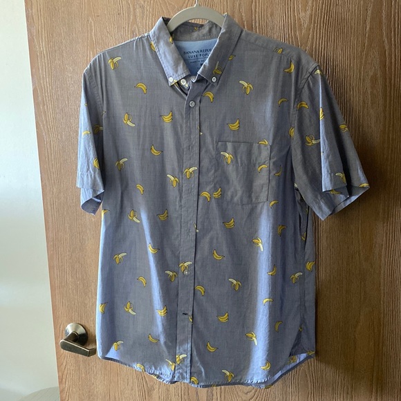Banana Republic Men’s Shirt - Picture 1 of 1